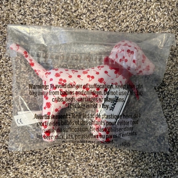 NWT Victoria’s Secret 2026 PINK Valentine’s Mini Dog "Galentine's Day" Plush - Picture 3 of 3